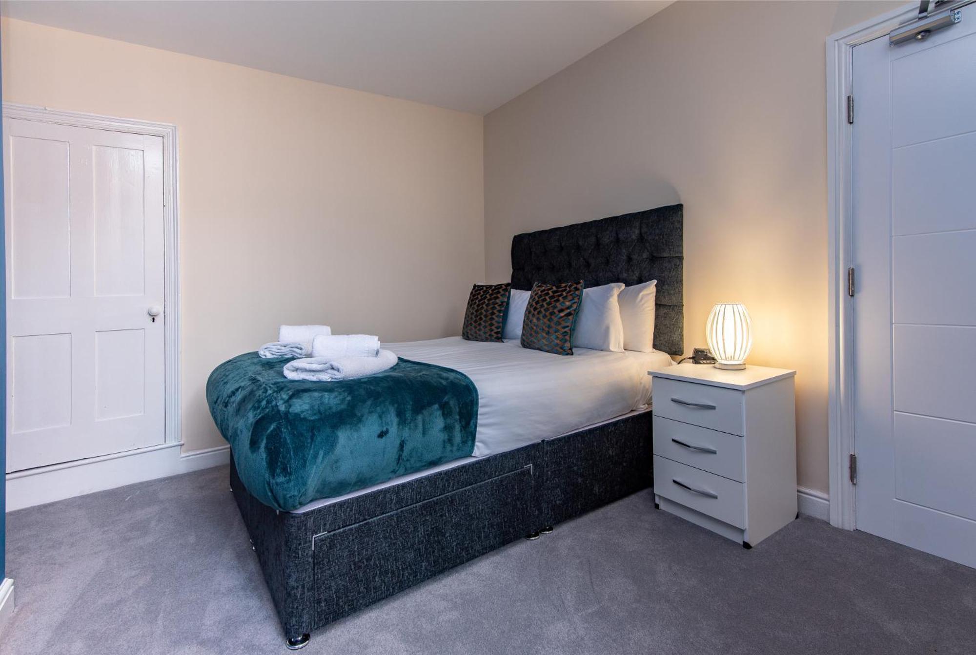 2 Bedroom House In The Heart Of Leicester Exterior foto