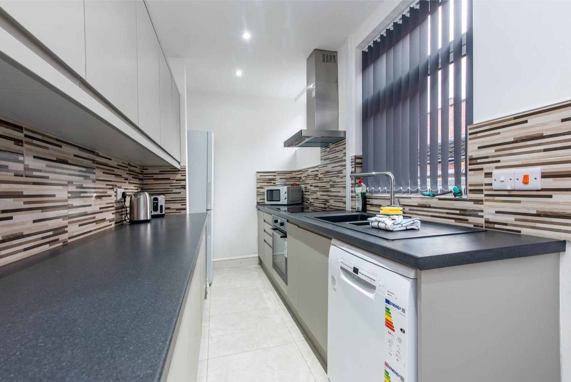 2 Bedroom House In The Heart Of Leicester Exterior foto